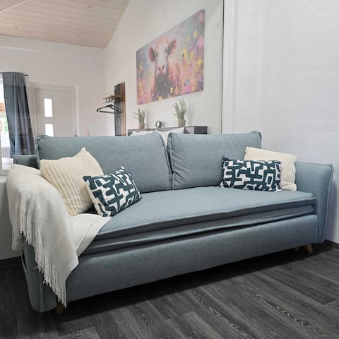 Top performing Airbnb: Künzell Comfort Apartment in Hessen