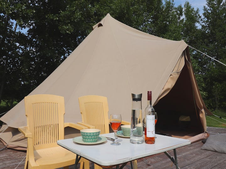 Tente Glamour Dans Bois Frisons Cyclisme - Dokkum