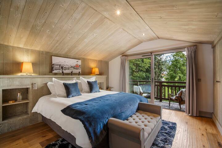 Luxury Chalet with hammam and Cinema in Megève