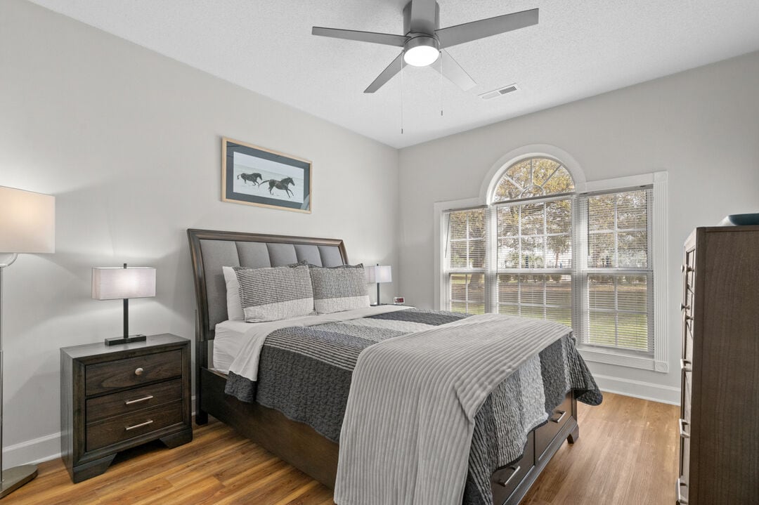 غرفة النوم 1