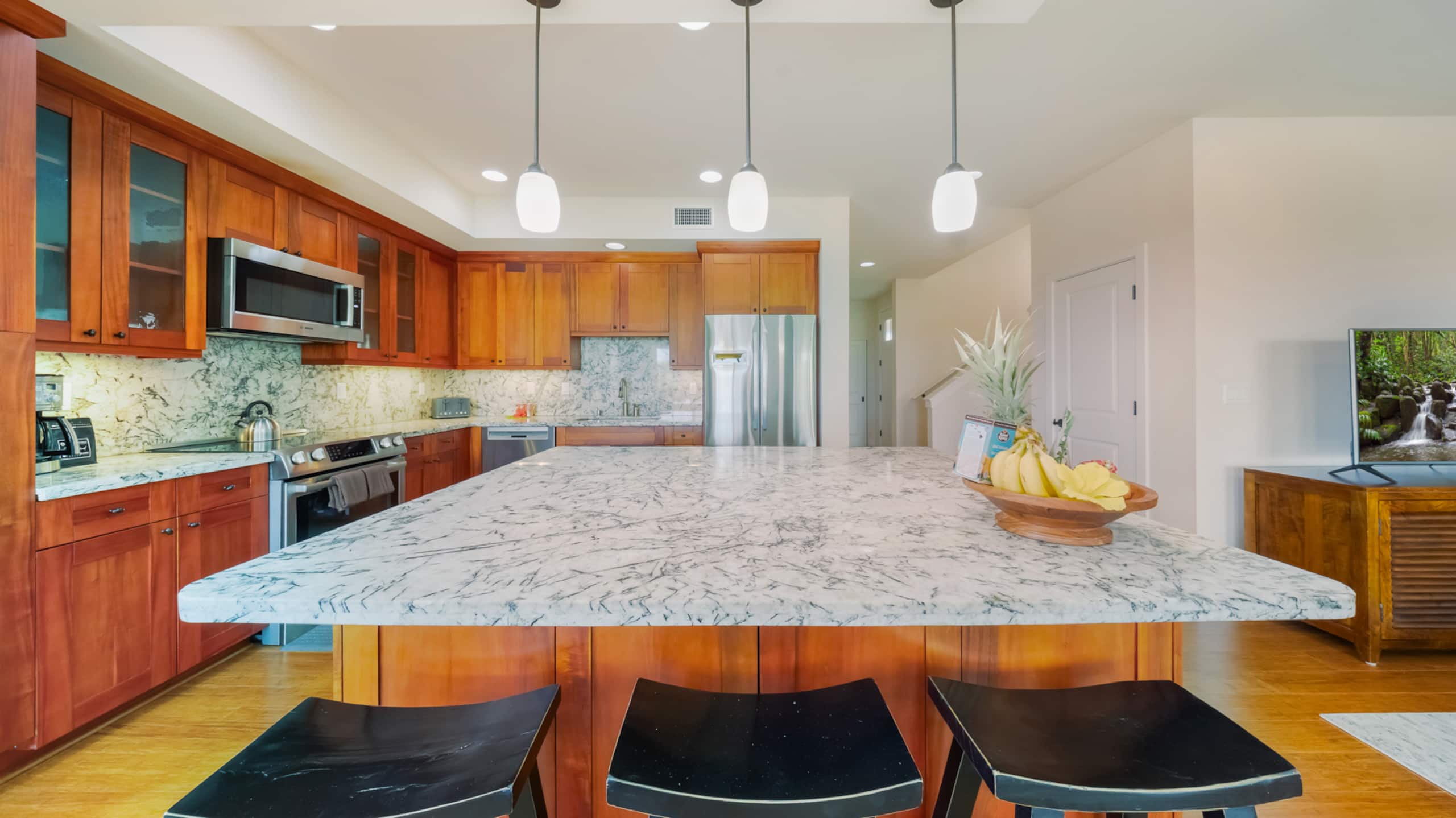 Home in Koloa · ★4.93 · 3 bedrooms · 5 beds · 2.5 private baths - Image 25