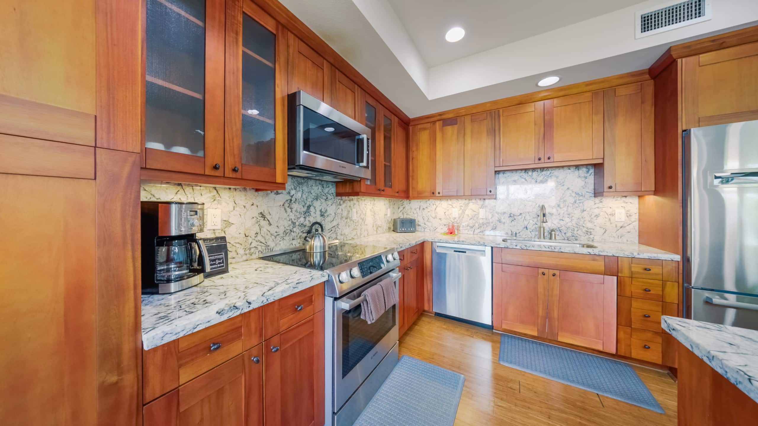 Home in Koloa · ★4.93 · 3 bedrooms · 5 beds · 2.5 private baths - Image 13