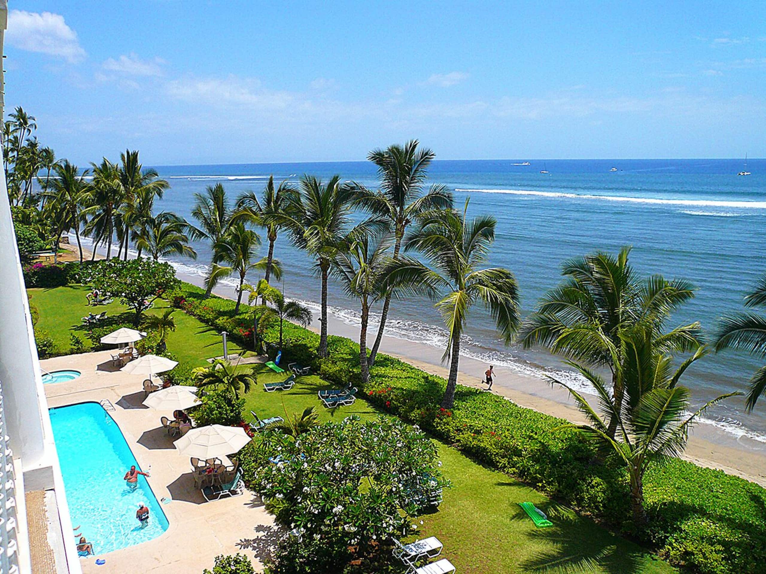 Condo in Lahaina · ★5.0 · Studio · 1 private bath - Image 26