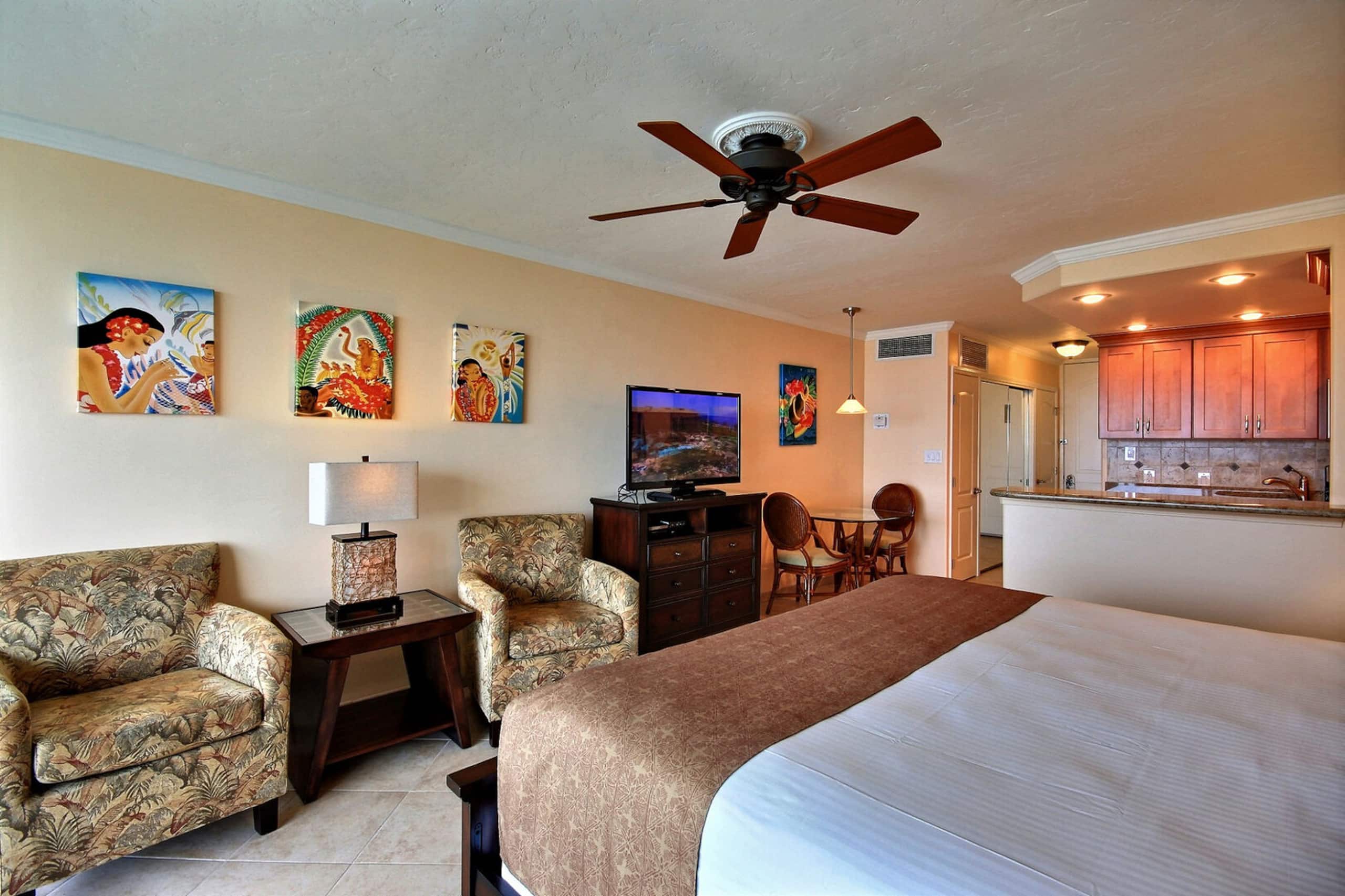 Condo in Lahaina · ★5.0 · Studio · 1 private bath - Image 11