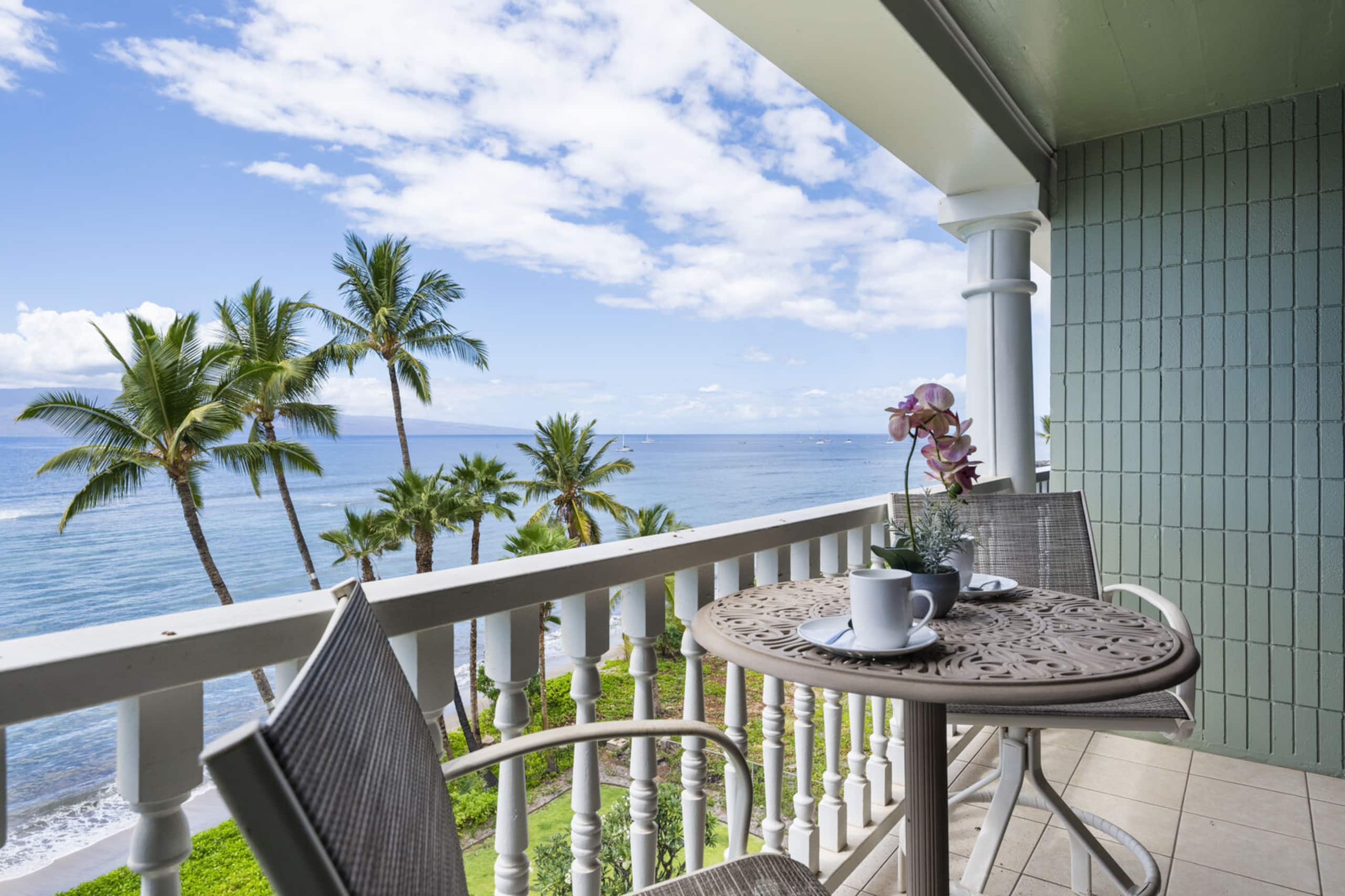 Condo in Lahaina · ★5.0 · Studio · 1 private bath - Image 23
