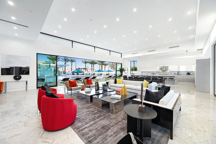 Bravo Villa 10 | Pool + Pickleball | Sleeps 23