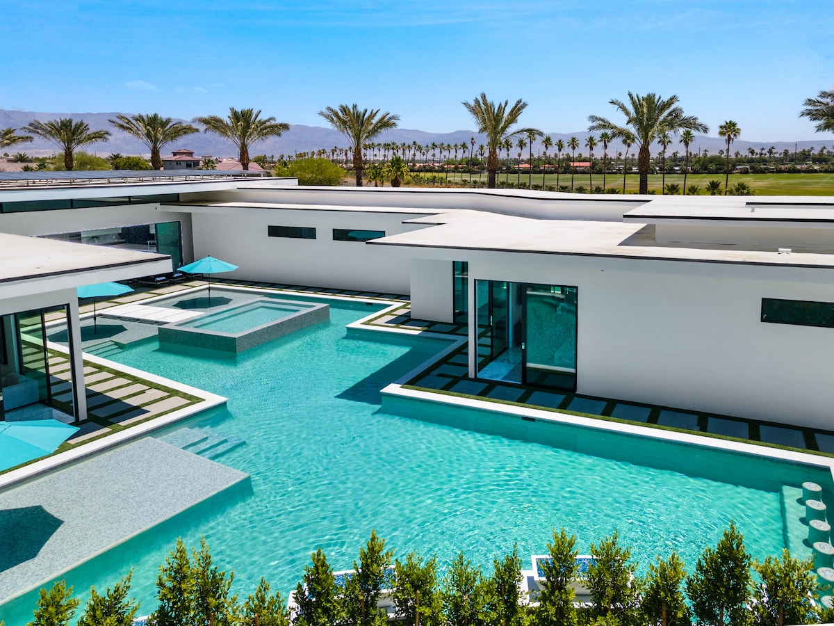 Bravo Villa #7 | Pool & Pickleball | Sleeps 23