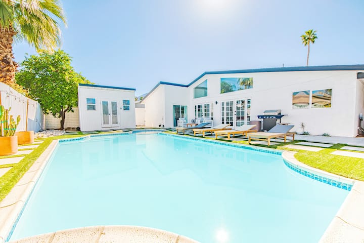 16 Pax Pool&game Room Ultimate Group Getaway - Palm Springs, CA