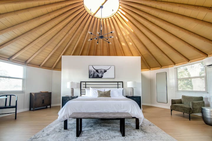 Porch Light Hospitality managed Airbnb listing 2