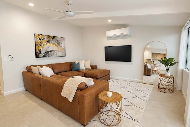 Beachfront Pet-friendly Home With Private Pool - Townsville