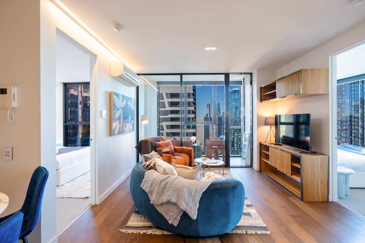 Sala de estar con vistas a la ciudad