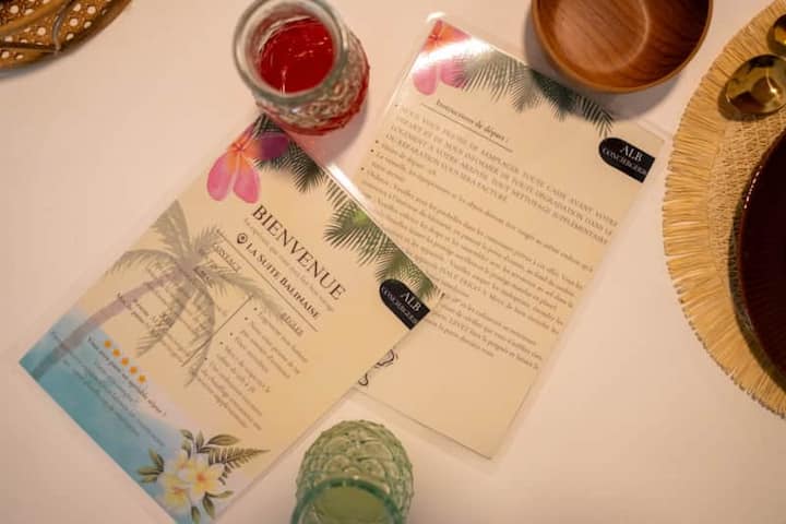 Брошура за добредојде која ќе ве води за време на престојот