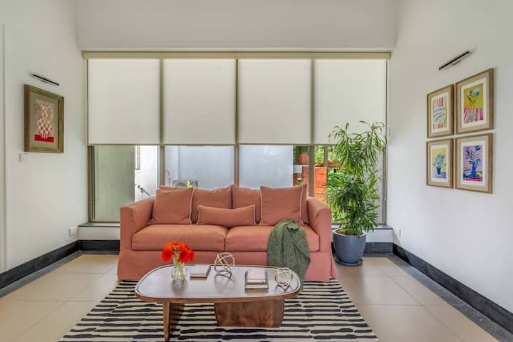 Living room image 9