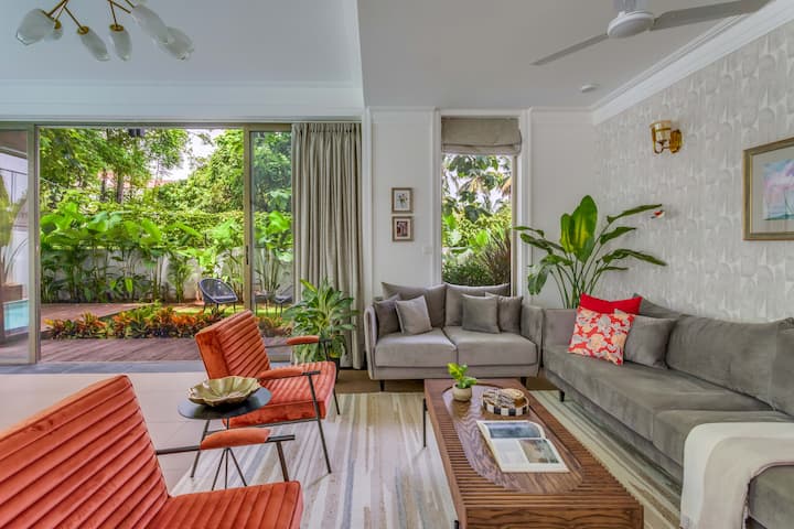 Living room image 2
