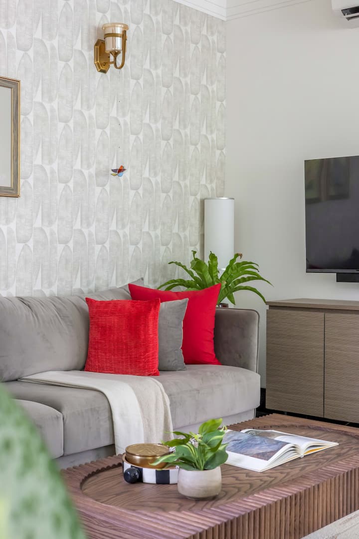 Living room image 12