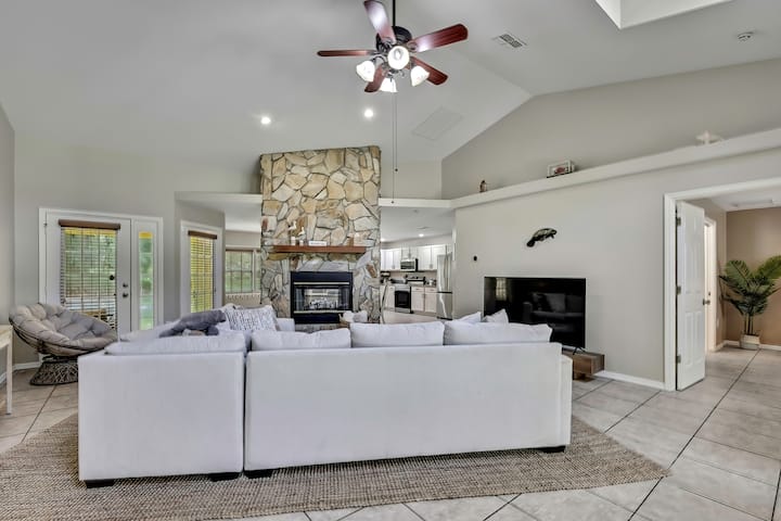 Close To Manatees, Springs And Scuba Diving - Crystal River, FL