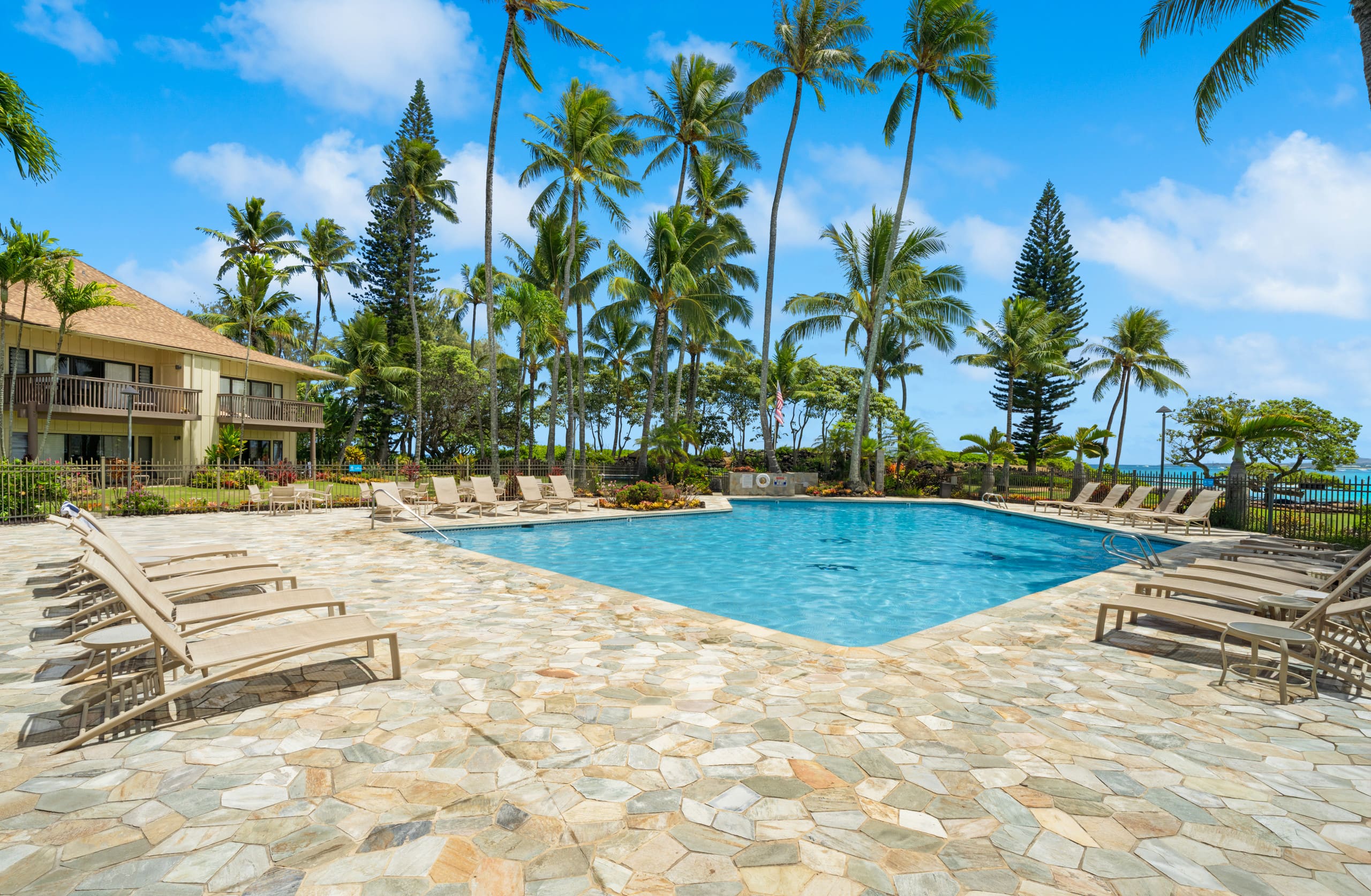 Condo in Kapaa · ★5.0 · 3 bedrooms · 4 beds · 2 baths - Image 13