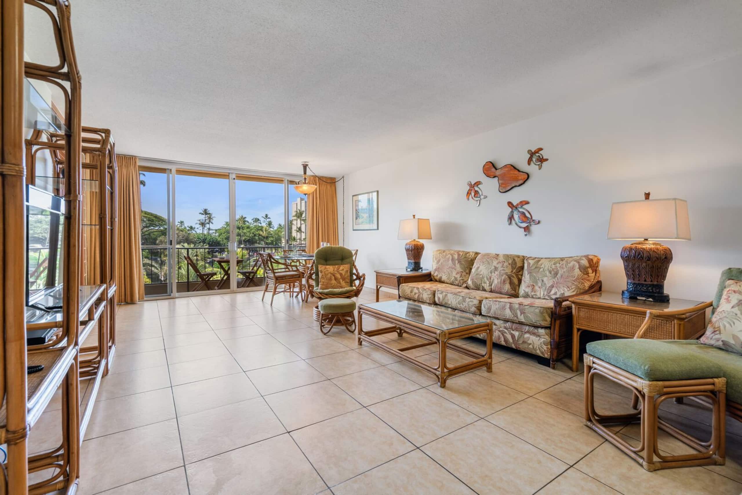 Beach Front 2 bedroom with Garden Views - Image 24