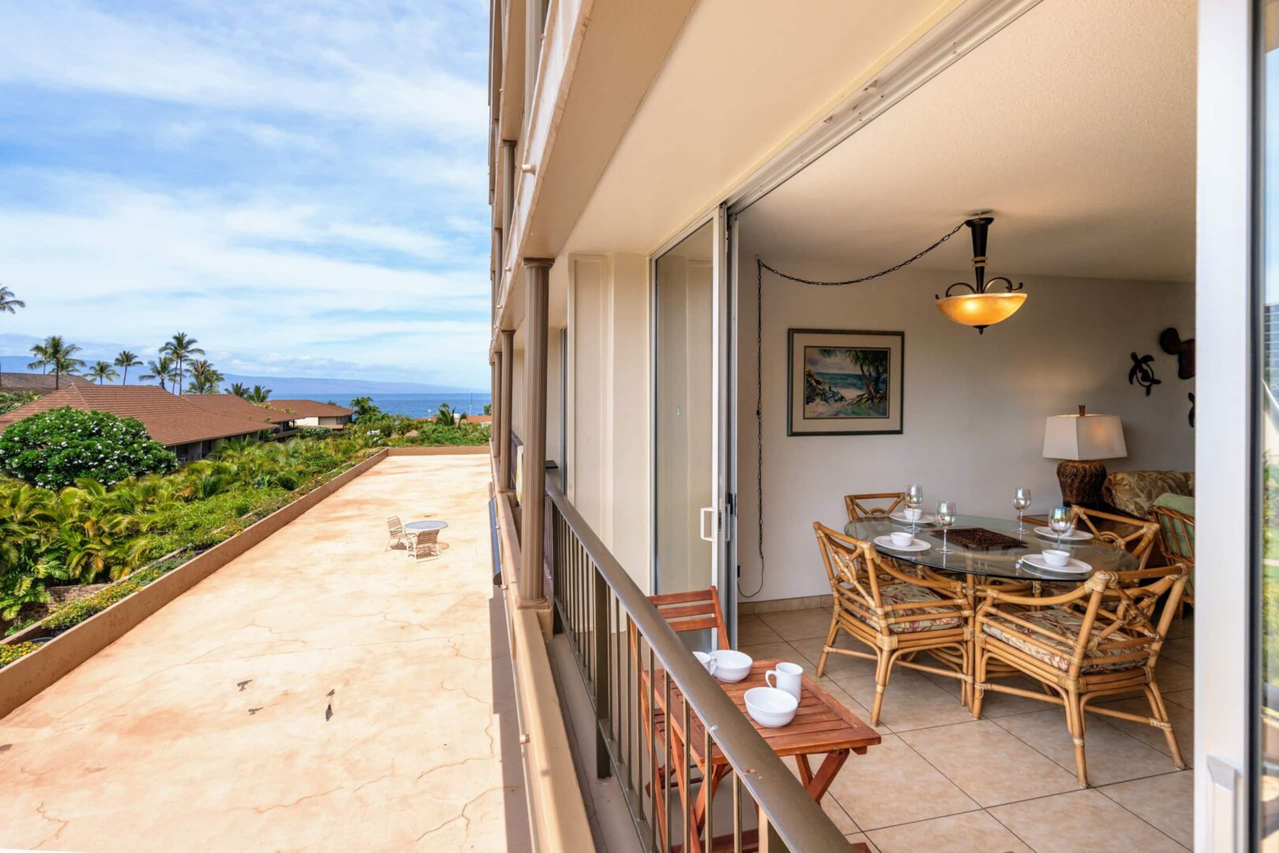 Beach Front 2 bedroom with Garden Views - Image 17