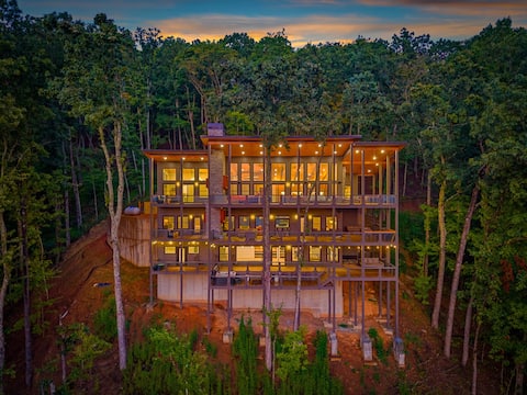 Blue Ridge Luxe! 180 Mtn Views Sunsets, Sauna, Spa