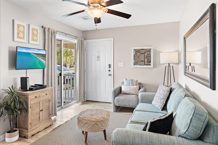 Walk To Beach~ 2br St. Martin Beachwalk 112 - Destin, FL