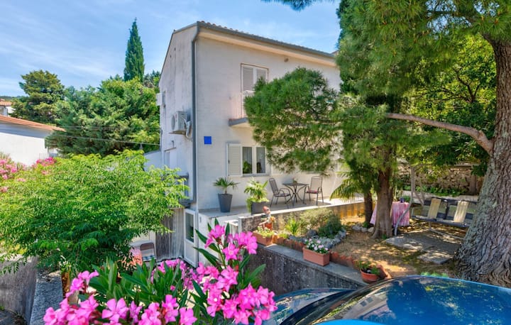 Villa Tina Crikvenica By Villas Guide - Crikvenica