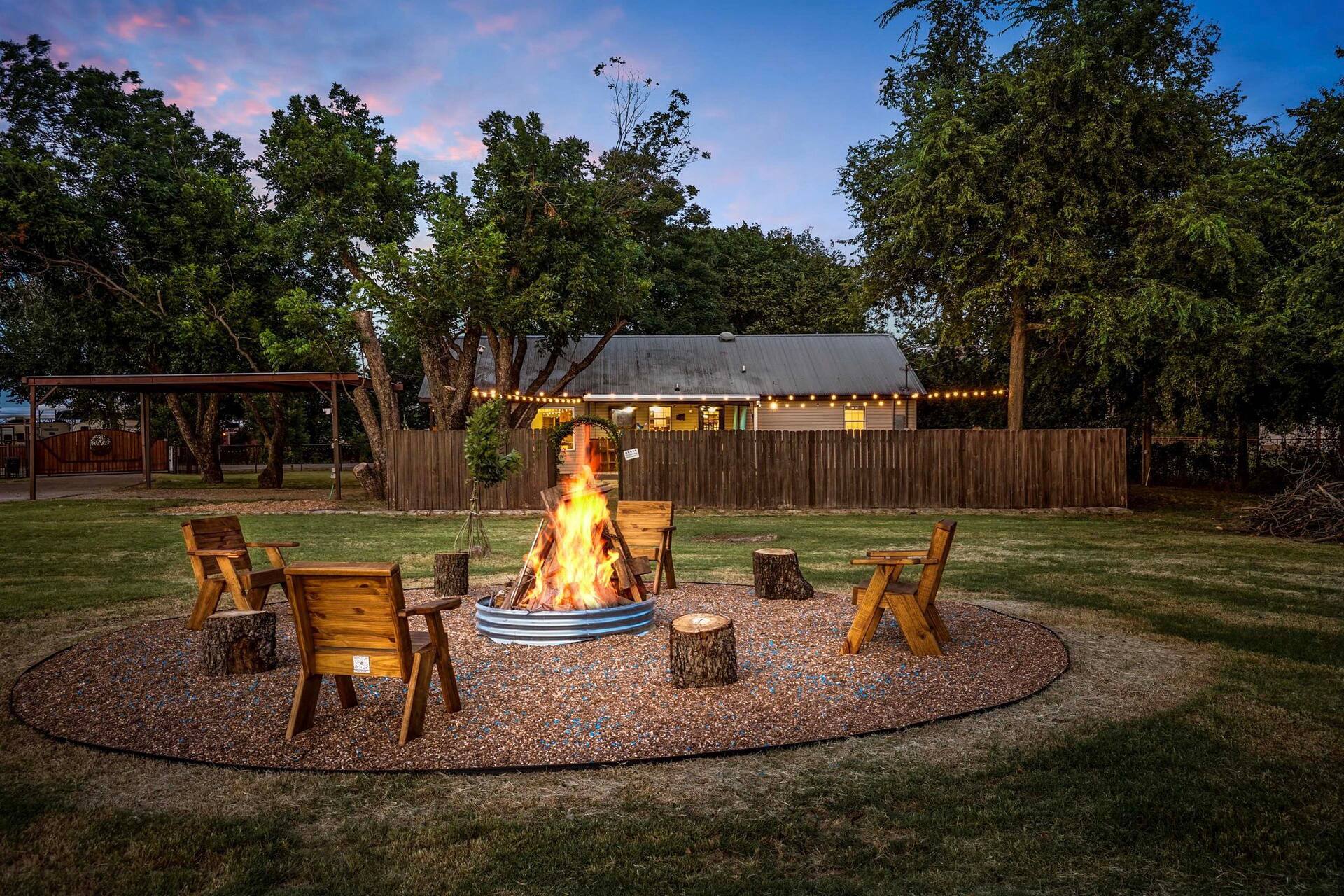 Quite Peace w/ Starry Nights: Ranch Home in Azle