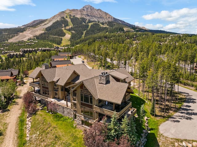 Cow Boy Lux Ski In/Out Alpine Big Sky