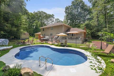 Heated Private Pool Hot Tub Game Room Sauna