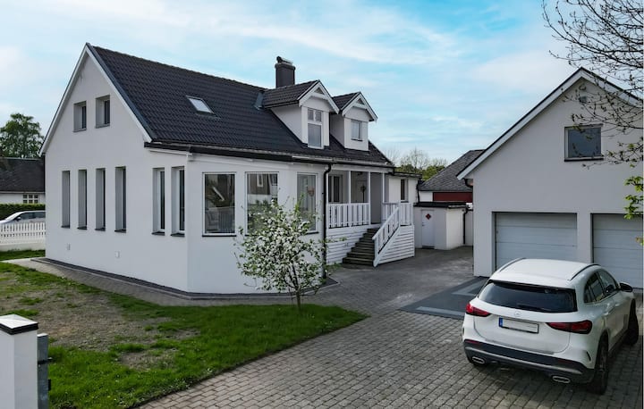 Lovely Home In Höganäs With Wifi - Viken