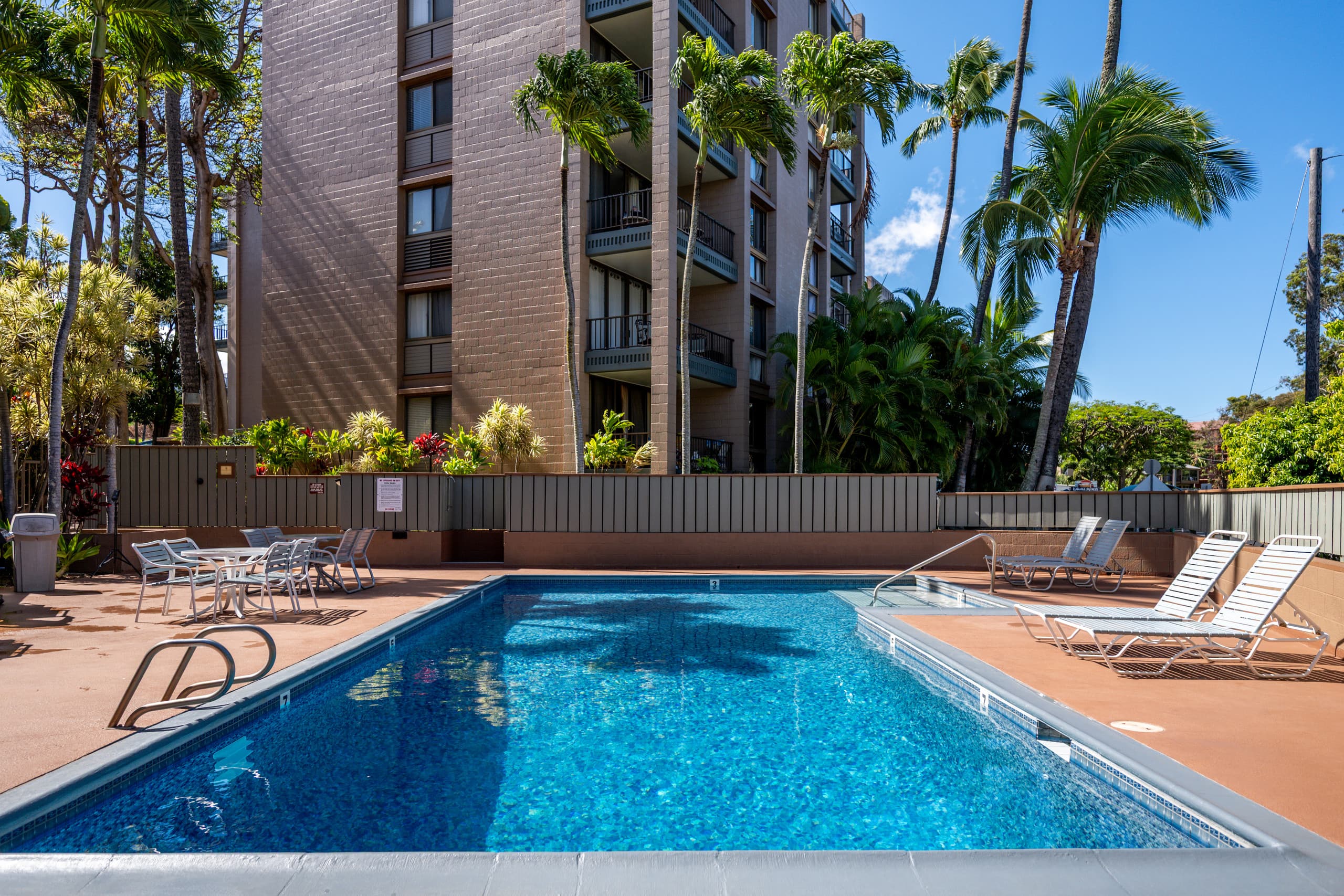 Condo in Lahaina · ★4.9 · 1 bedroom · 1 bed · 1 bath - Image 23