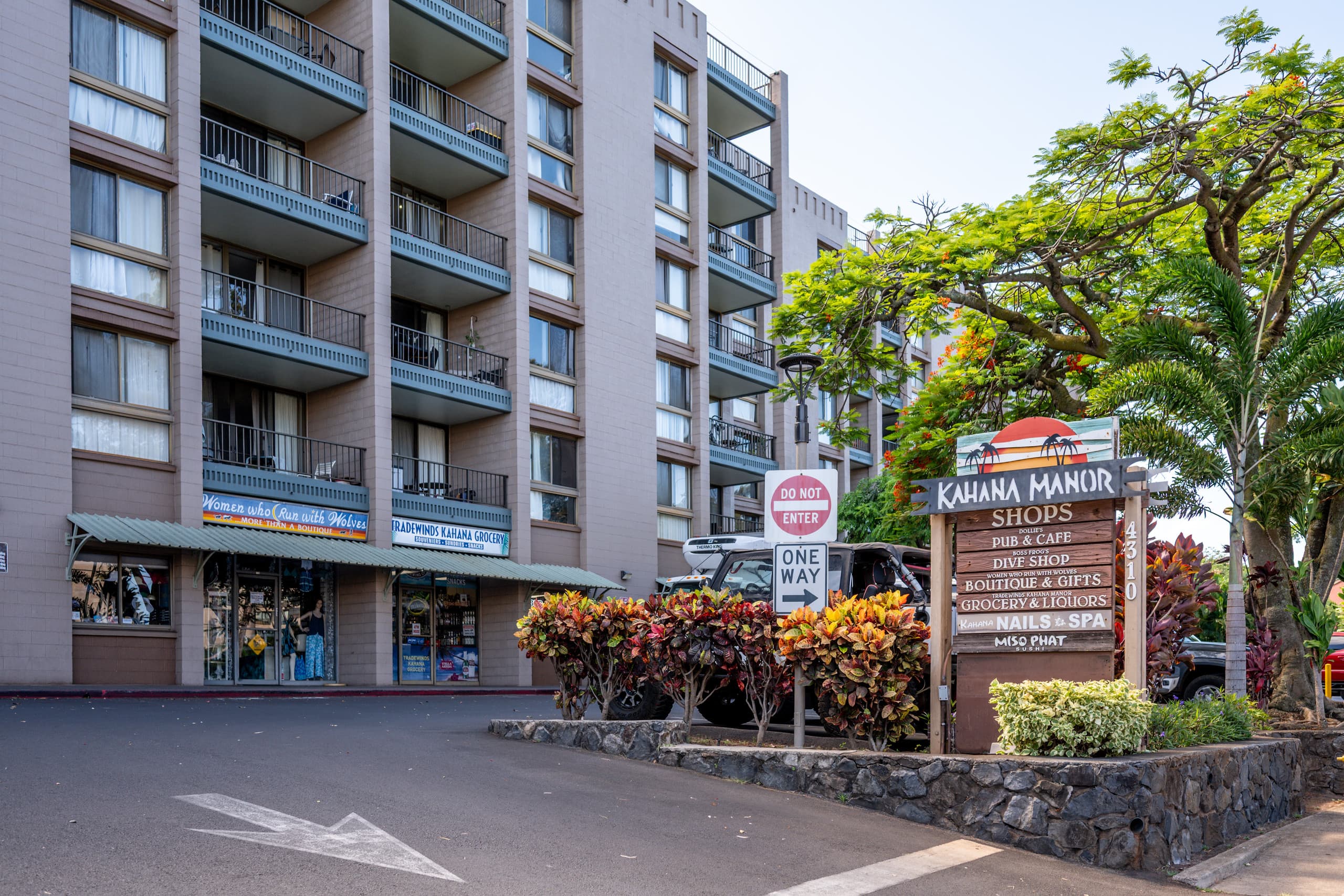 Condo in Lahaina · ★4.9 · 1 bedroom · 1 bed · 1 bath - Image 19