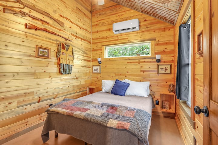 Dormitorio 1 con cama tamaño queen