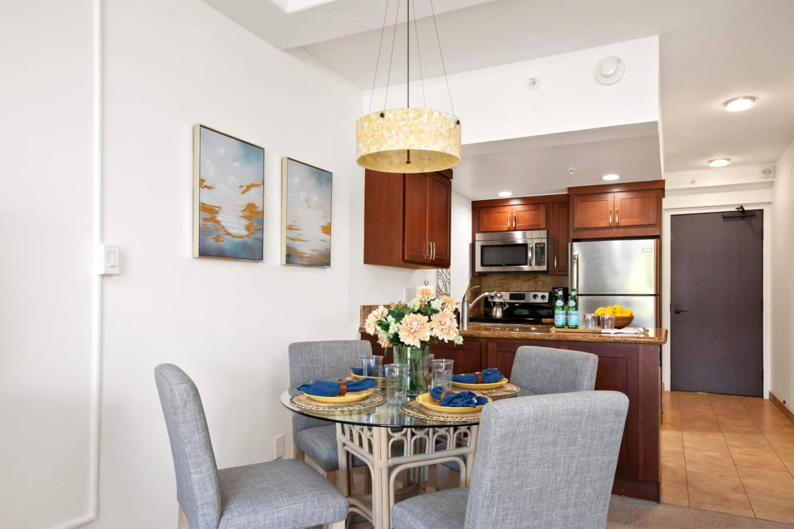 Condo in Lahaina · ★5.0 · 1 bedroom · 2 beds · 1 bath - Image 8
