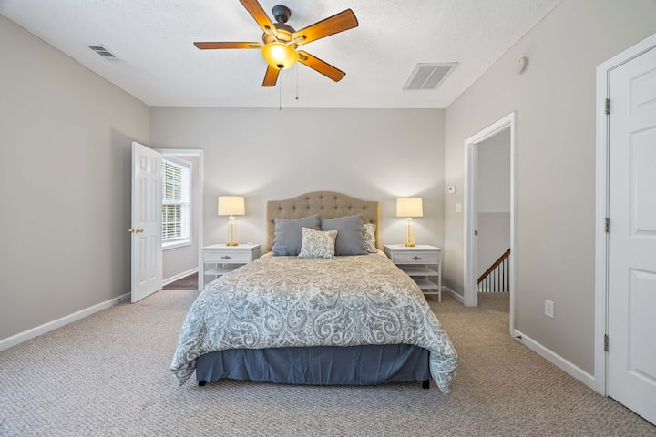 Dormitorio 3: Queen w/ Ensuite