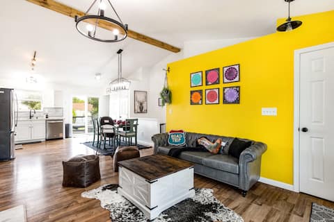 5BR Spacious Family Home w Fire Pit
