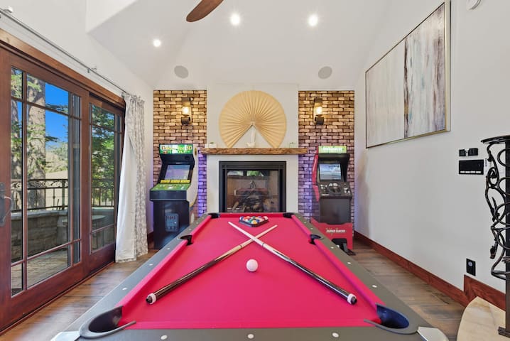 Castle Beach Retreat | Hot Tub, Pool Table, Games