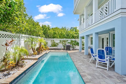 Steps to Beach, Heated Pool, Elevator, Game Room