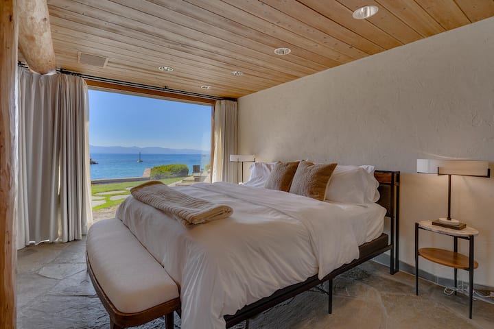 臥室# 4加大雙人牀和特大沙發牀-湖畔小屋