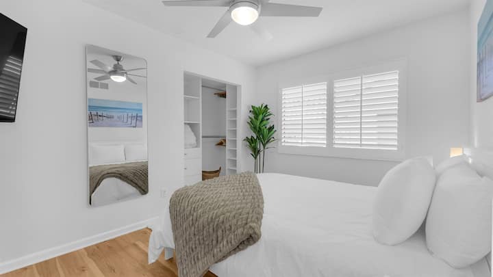 2e chambre avec lit queen size