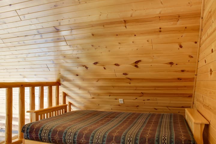 Loft W/Futon