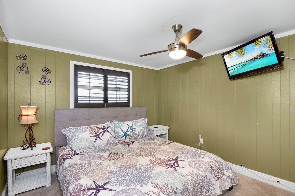 Habitación principal con cama tamaño king