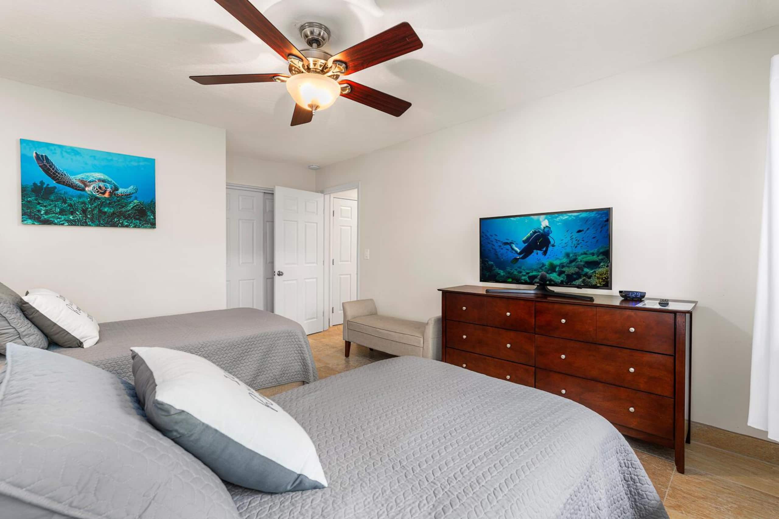 Condo in Kailua-Kona · ★5.0 · 2 bedrooms · 3 beds · 2 private baths - Image 20