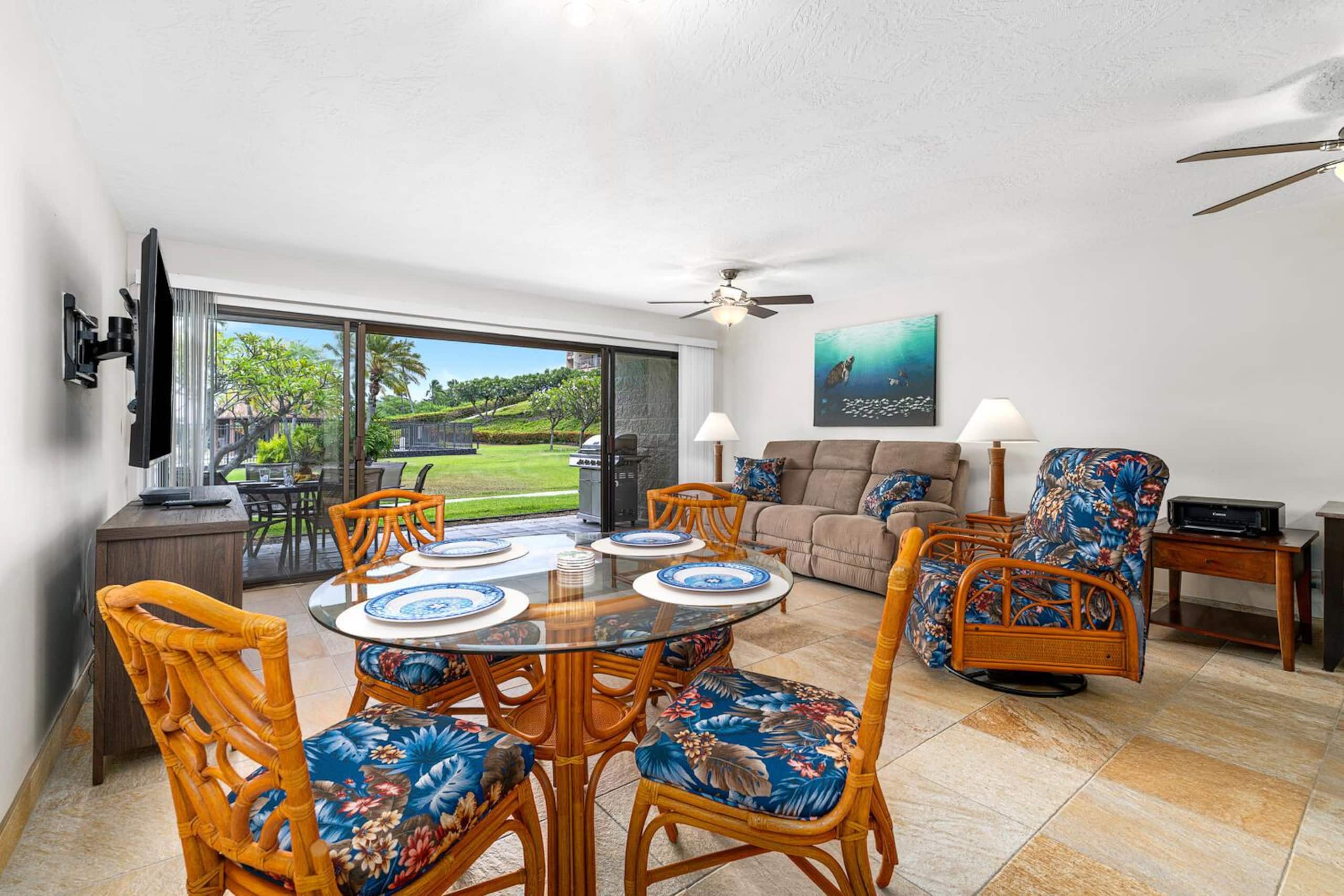 Condo in Kailua-Kona · ★5.0 · 2 bedrooms · 3 beds · 2 private baths - Image 8