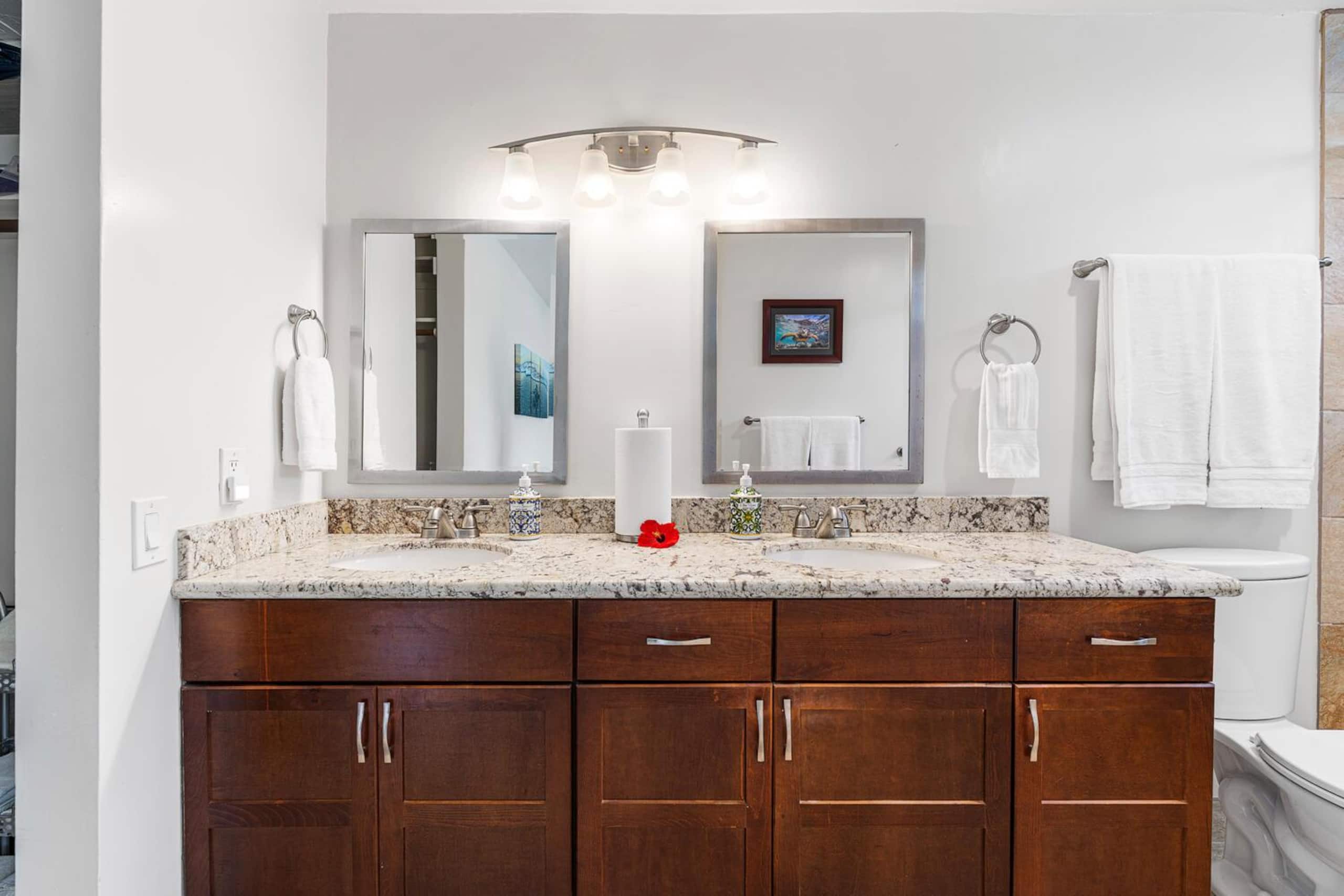 Condo in Kailua-Kona · ★5.0 · 2 bedrooms · 3 beds · 2 private baths - Image 16