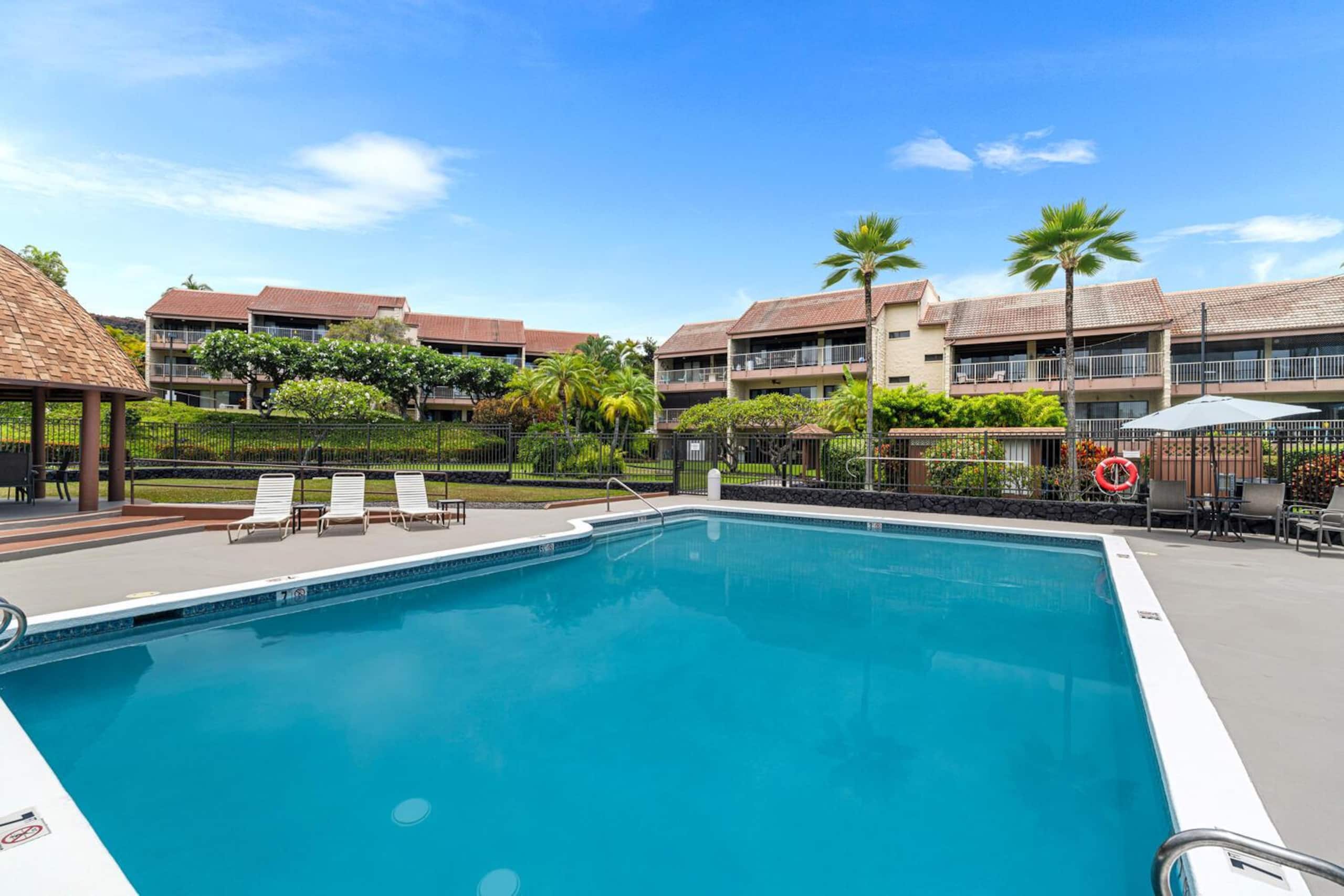 Condo in Kailua-Kona · ★5.0 · 2 bedrooms · 3 beds · 2 private baths - Image 31