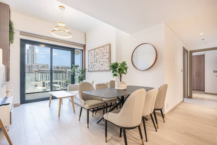 Urban Family Home Minutes From Downtown - Dubai