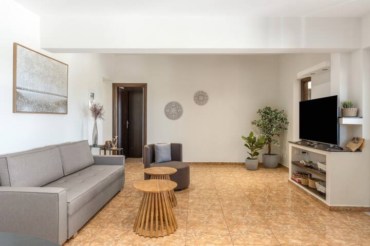 Apartment with Private Pool No 3 gallery image 4