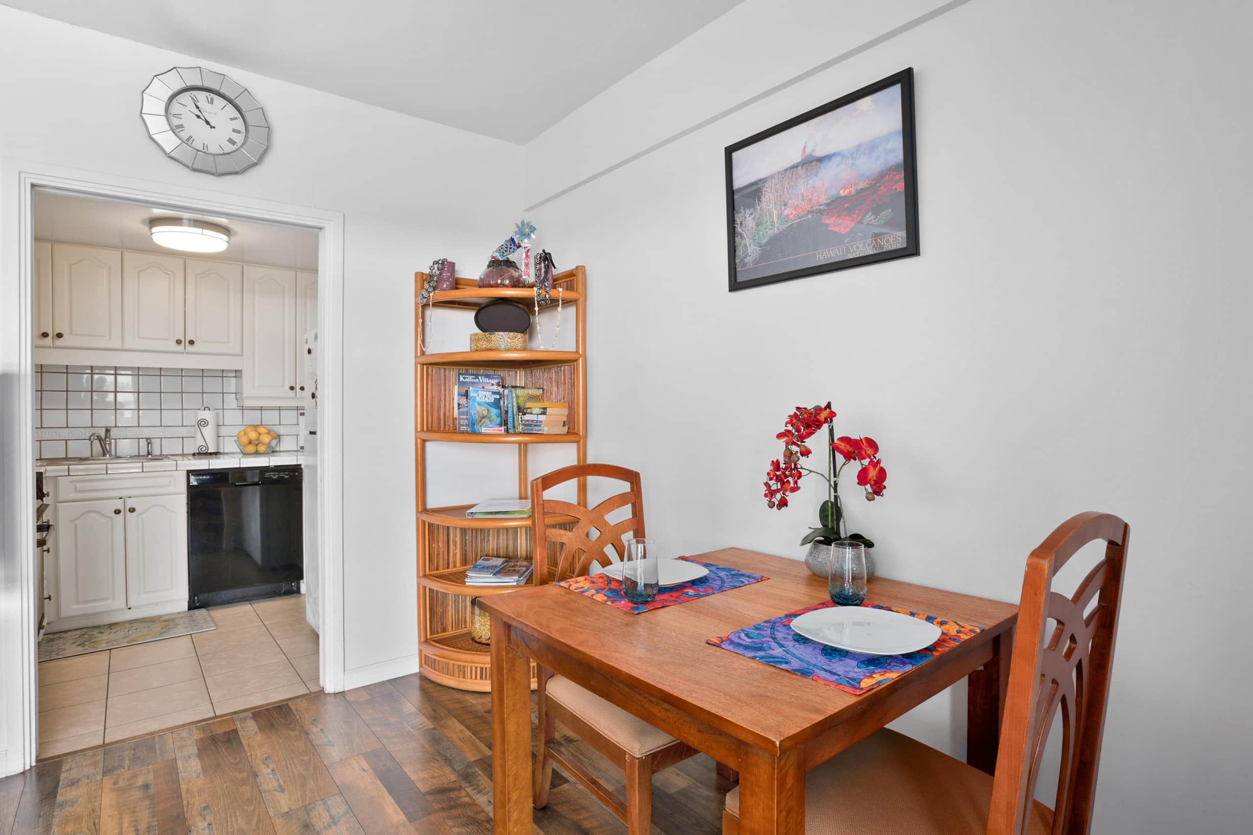 Condo in Kailua-Kona · ★4.73 · 1 bedroom · 2 beds · 1 private bath - Image 7