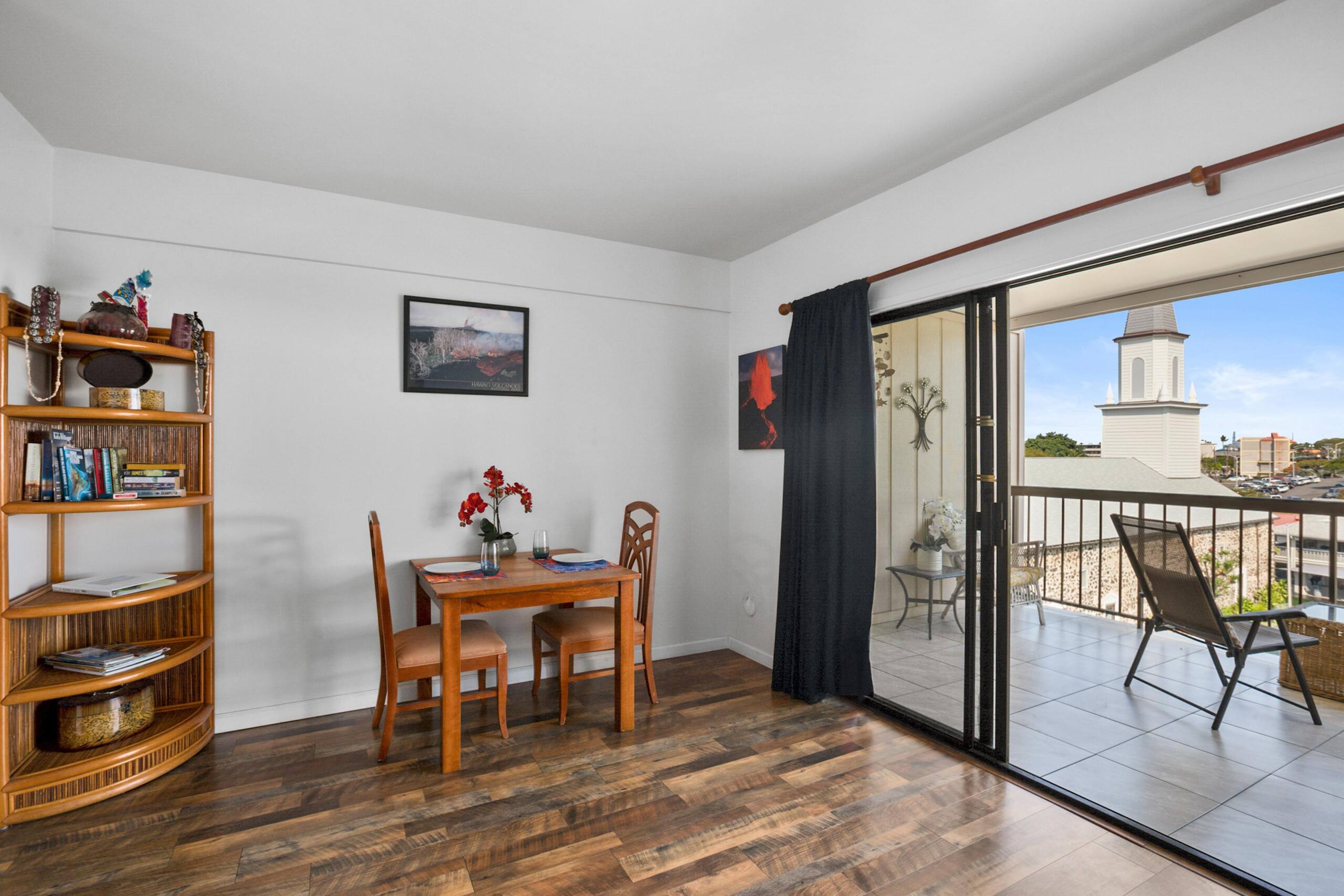 Condo in Kailua-Kona · ★4.73 · 1 bedroom · 2 beds · 1 private bath - Image 9